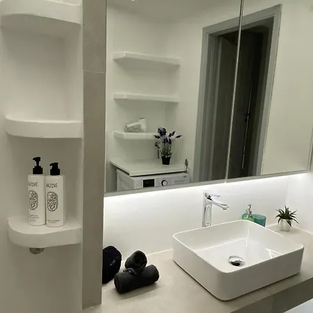Aegean Bliss - Stylish In Agios Stefanos شقة *